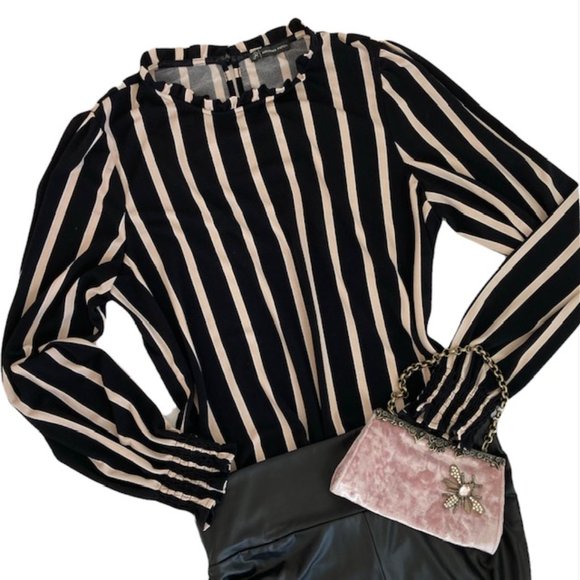Adrianna Papell Tops - Adrianna Papell Stripes with Petite Ruffle on Neck/Sleeve Blouse Sz L Career Top